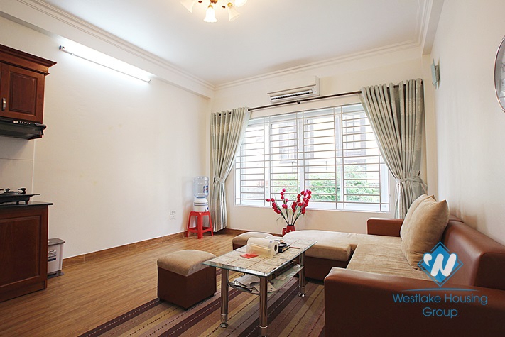 Cheap 1  bedroom apartment for lease on Au Co street, Tay Ho, Hanoi